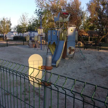 营地 Mobil Plage